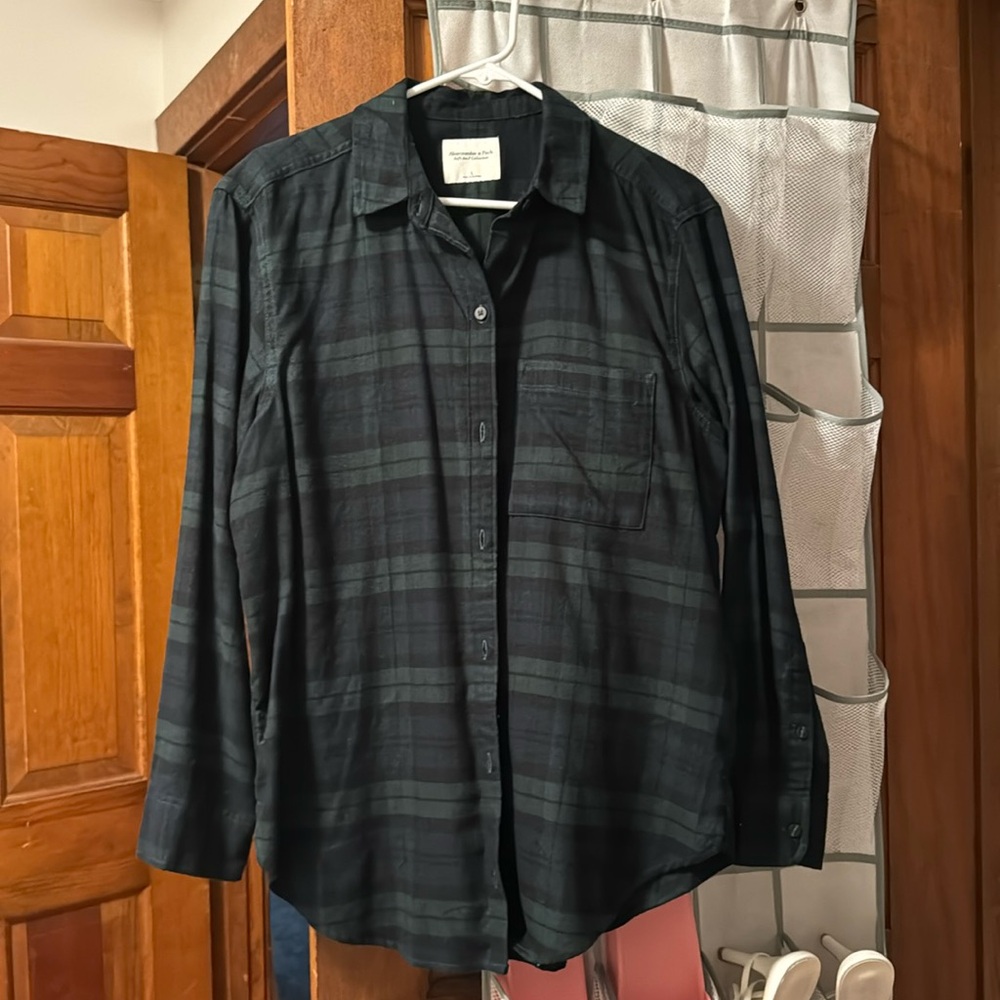 Women’s Abercrombie and Fitch Flannel